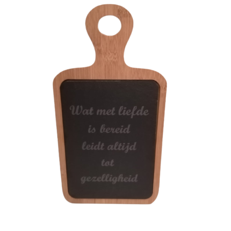 Serveerplank met leisteen voorzien van tekst